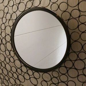 Meet your Posher, Gregory